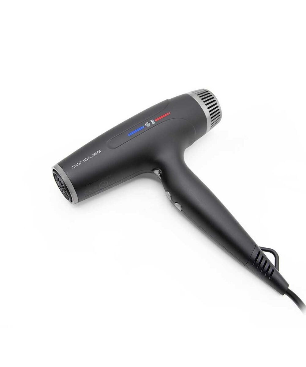 Secador Typhoon Black Chrome Corioliss – secador profesional de alto rendimiento con tecnología iónica y acabado Black Chrome