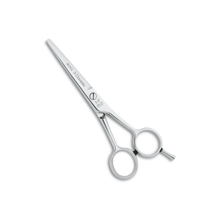Tijera de Corte Profesional 5,5 pulgadas del Kit Skool Ref. 12760 de 3 Claveles